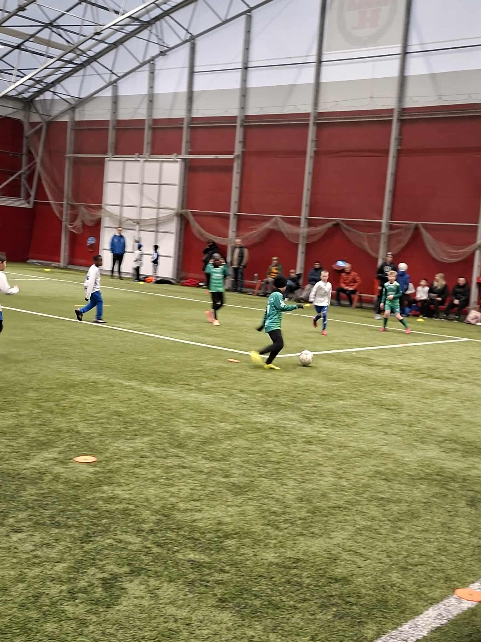 Fotballfest i Sparebanken Norge Hallen